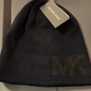 NWT Michael Kors beanie